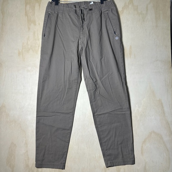 L.L. Bean Explorer Ripstop Pants, Comfort Waist, Standard Fit, Tapered Leg XL - Picture 1 of 11
